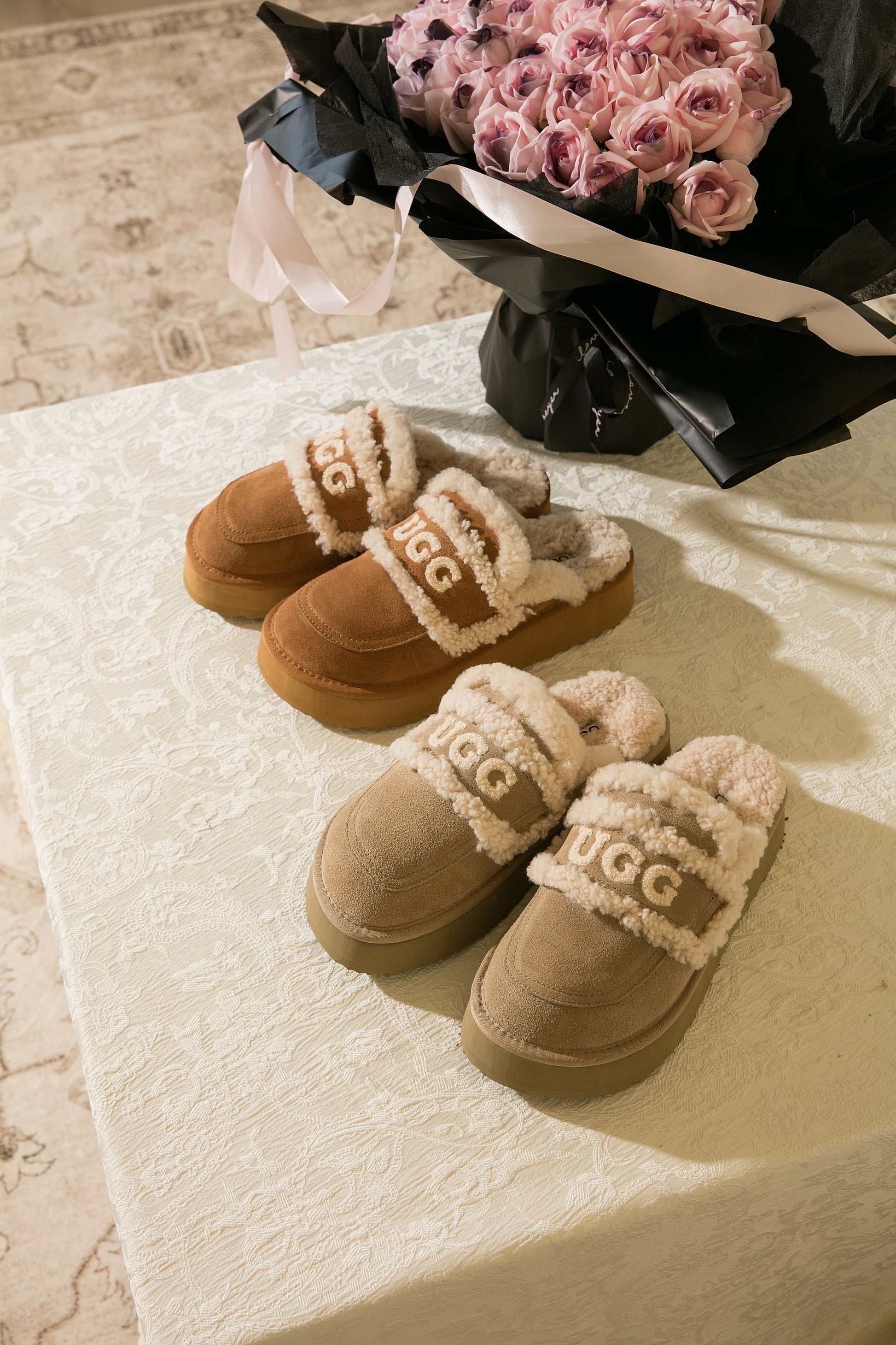 UGG AUS Sheepskin Wool Shearling Lined Platform Scuff