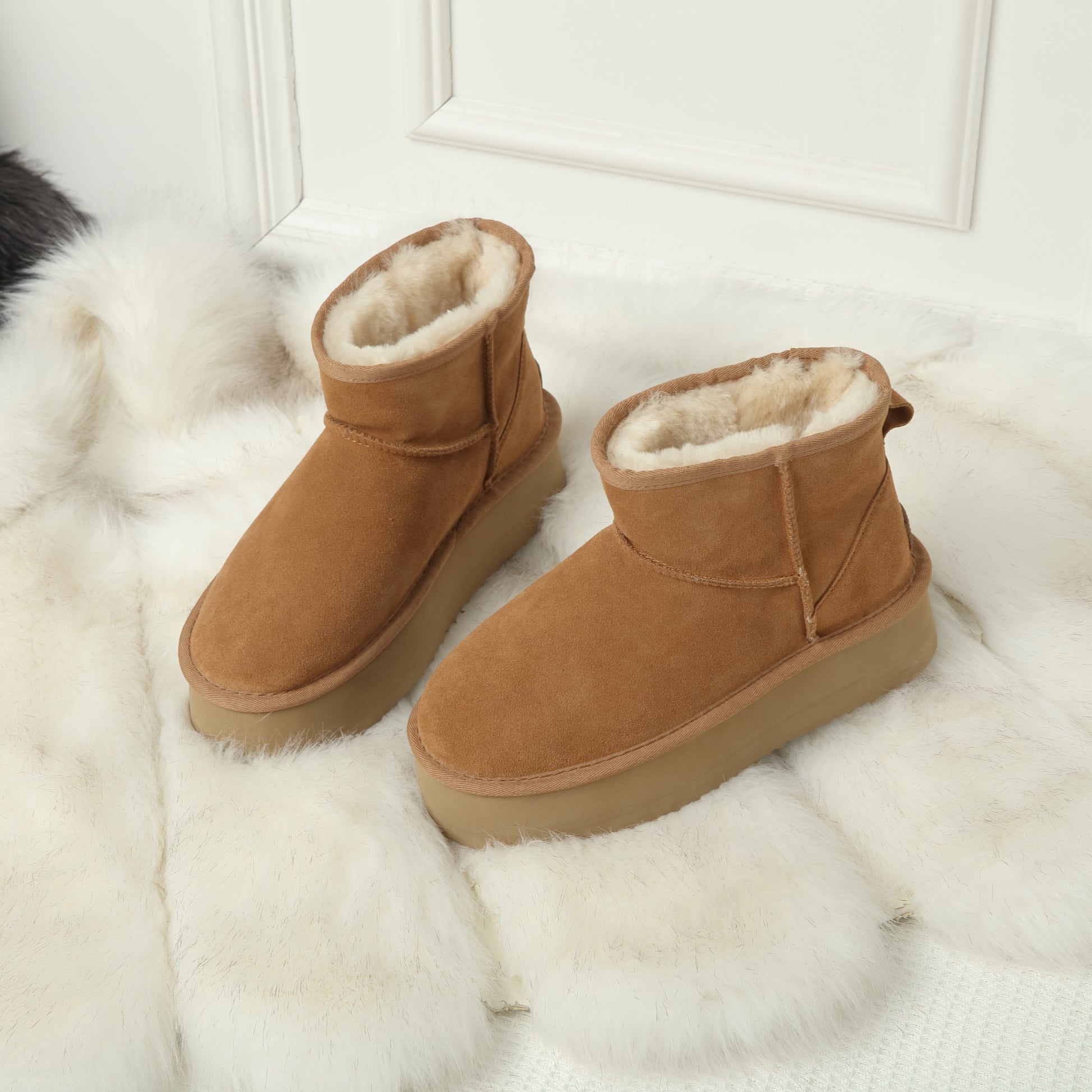 UGG Mini Classic Platform - Aussies UGG