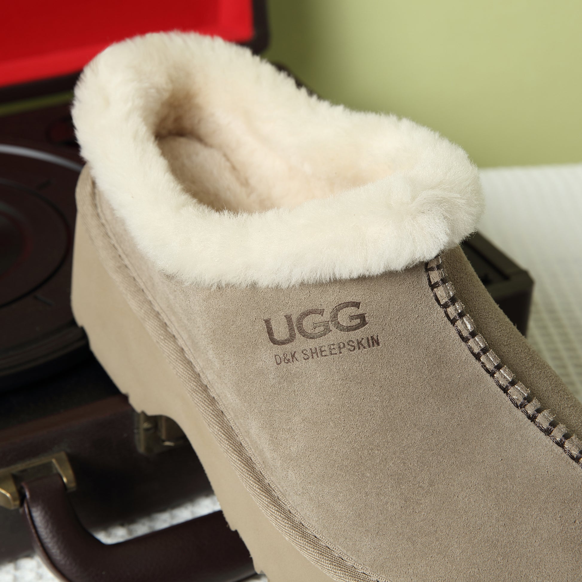 UGG Cozy Clogs - Aussies UGG