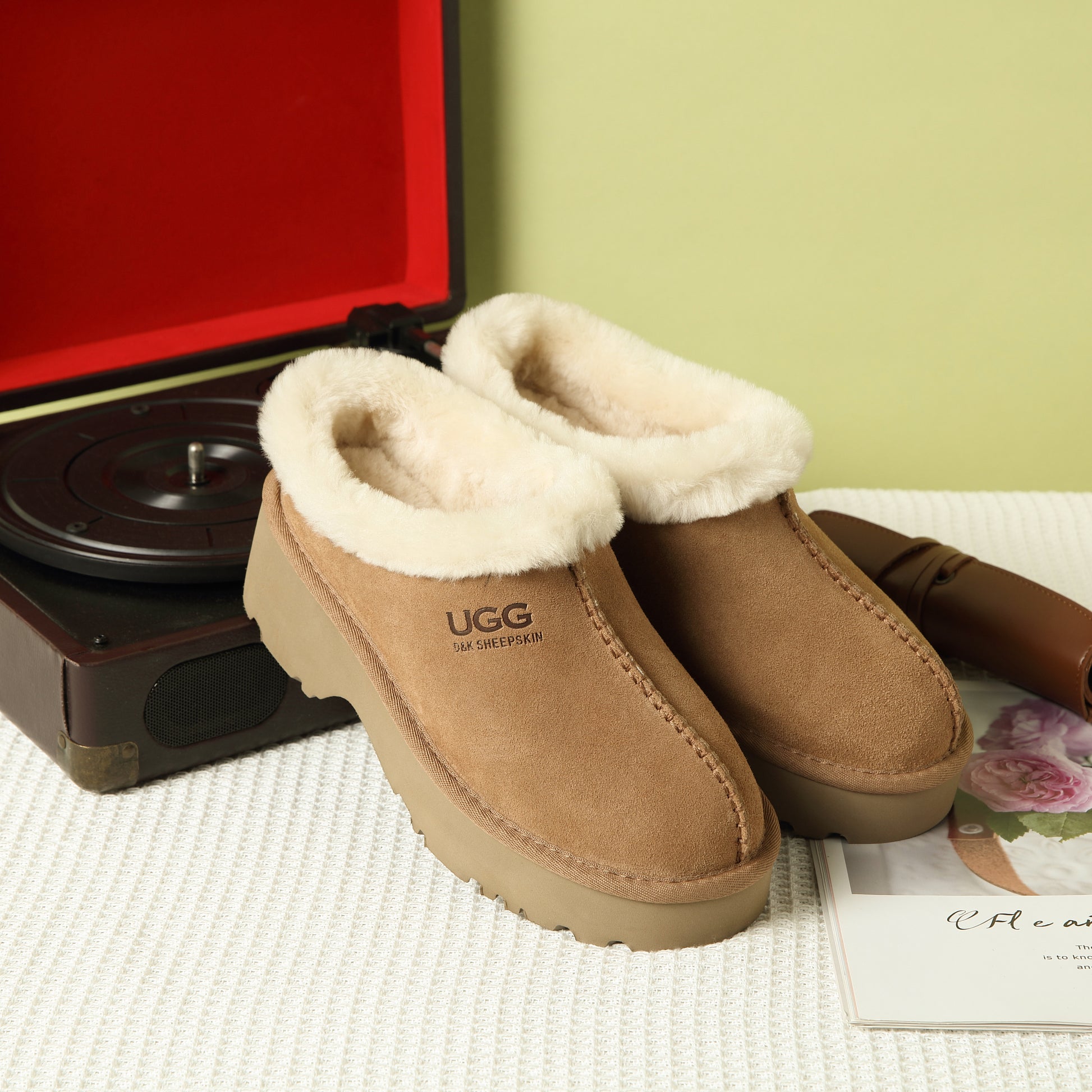 UGG Cozy Clogs - Aussies UGG